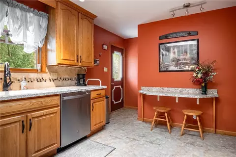 268 Mitchell Rd, West Middlesex, PA 16159 photo 7