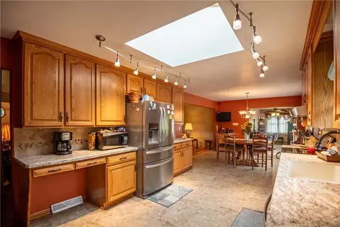 268 Mitchell Rd, West Middlesex, PA 16159 photo 8