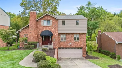 1051 Norsis Dr, Pittsburgh, PA 15220