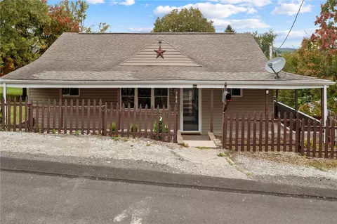 744 Buena Vista St, Washington, PA 15301