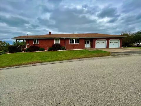 2217 Uncap Way, Greensburg, PA 15601