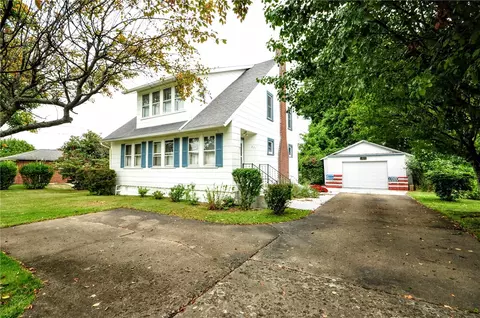 271 Greenhill Dr, Washington, PA 15301