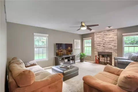 101 Bristol Dr, Seven Fields, PA 16046 photo 18