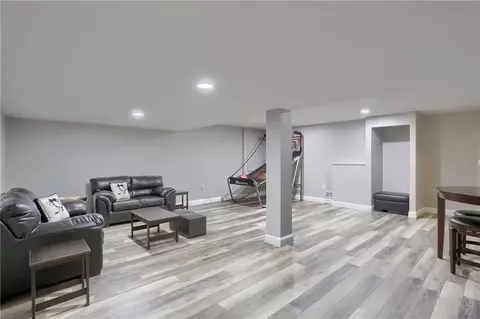 101 Bristol Dr, Seven Fields, PA 16046 photo 35