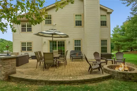 101 Bristol Dr, Seven Fields, PA 16046 photo 40