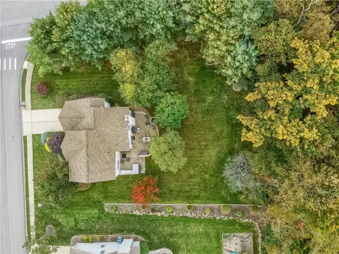 101 Bristol Dr, Seven Fields, PA 16046 photo 49