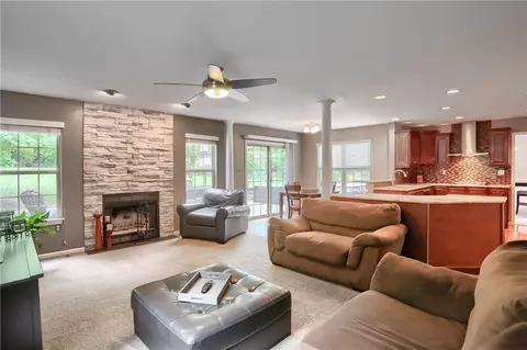 101 Bristol Dr, Seven Fields, PA 16046 photo 19
