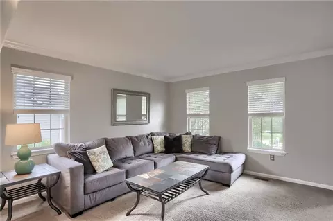 101 Bristol Dr, Seven Fields, PA 16046 photo 9