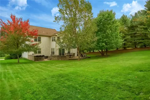 101 Bristol Dr, Seven Fields, PA 16046 photo 41