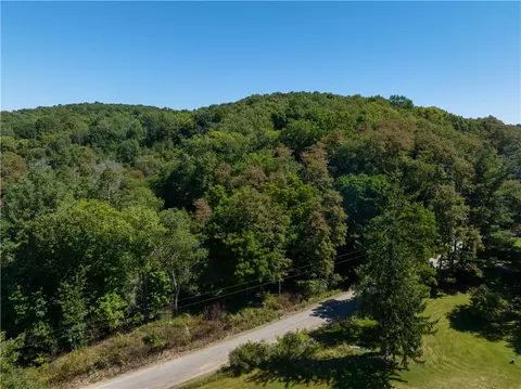 0 Black Rd, Harrisville, PA 16038
