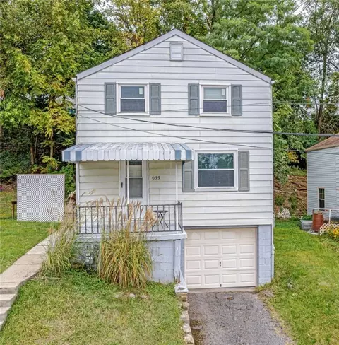 635 Ridgemont Dr, Pittsburgh, PA 15220