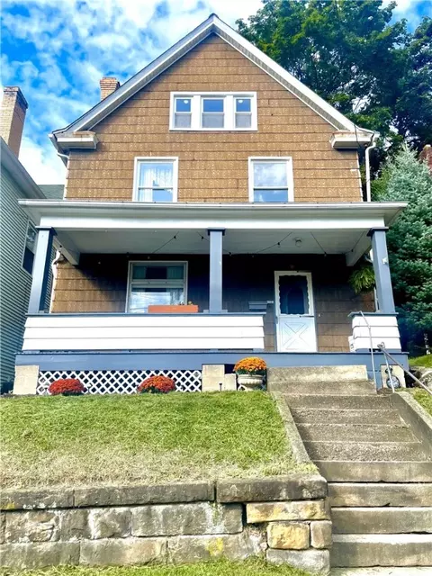 208 Buffalo, Freeport, PA 16229