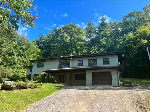 1589 Sleepy Hollow Rd, Indiana, PA 15701