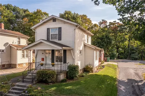96 S 18th St, Sharpsville, PA 16150