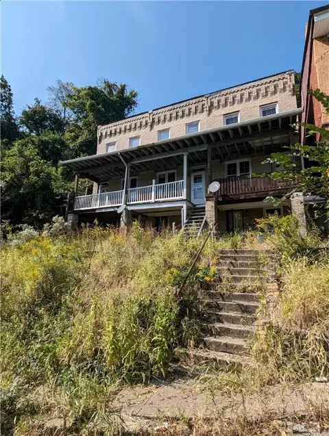 644 Curtis St, Pittsburgh, PA 15211