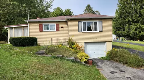 990 Rock Cut Rd, Central City, PA 15926