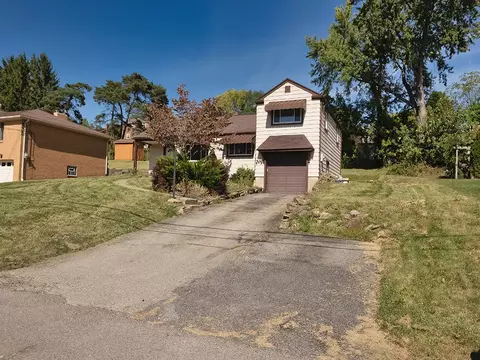 2139 Parklyn St, Pittsburgh, PA 15234