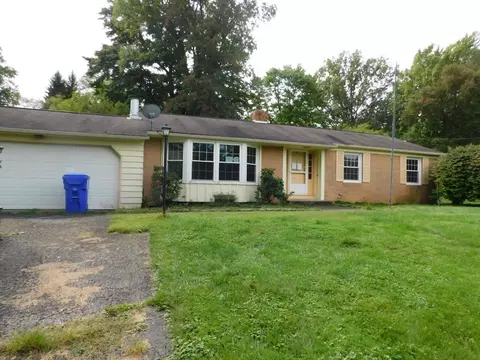 200 Conestoga Trl, Pulaski, PA 16143