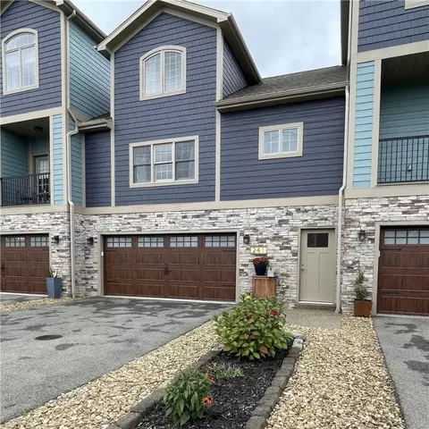241 Bunger St, Ligonier, PA 15658