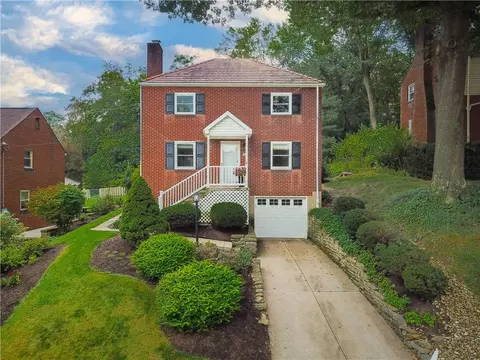 932 N Meadowcroft Ave, Pittsburgh, PA 15216