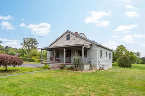 250 Driftwood Rd, Brownsville, PA 15417