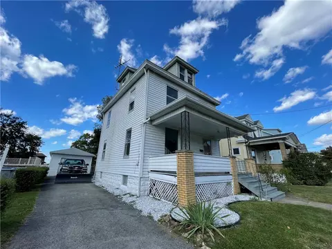 915 Harrison St, New Castle, PA 16101