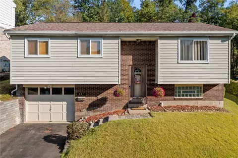 527 Pointview Rd, Pittsburgh, PA 15227