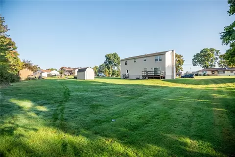 336 Pershing Dr, Farrell, PA 16121 photo 30