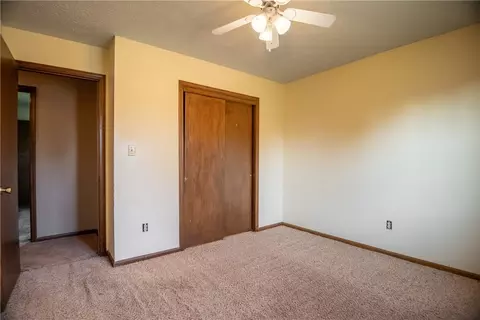 336 Pershing Dr, Farrell, PA 16121 photo 19