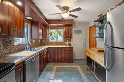 4837 E Willock Rd, Pittsburgh, PA 15227 photo 12