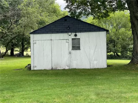 3102 River Rd, Vandergrift, PA 15690 photo 26