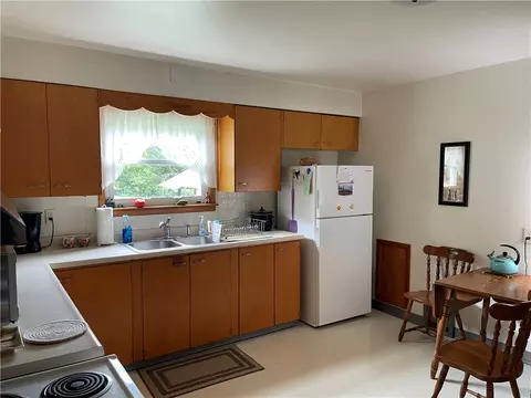 3102 River Rd, Vandergrift, PA 15690 photo 4