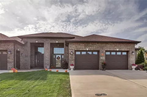 2282 Kelsey Ct, North Huntingdon, PA 15642