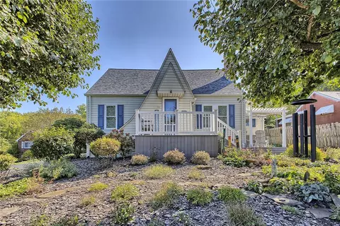 1227 Brinkerton Rd, Greensburg, PA 15601