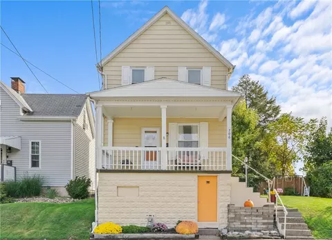 706 N Franklin St, Washington, PA 15301