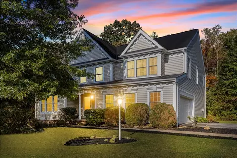 120 Skyview Dr, Canonsburg, PA 15317