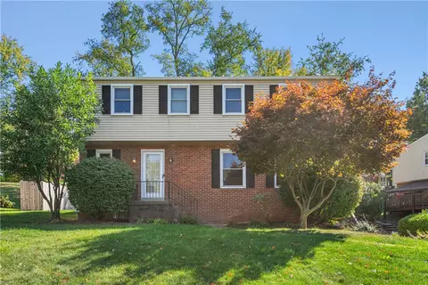 970 Willow Dr, Pittsburgh, PA 15237