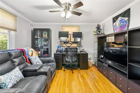 970 Willow Dr, Pittsburgh, PA 15237 photo 21