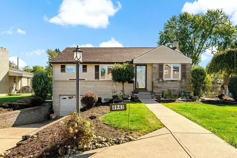 4943 Roberta Dr, Pittsburgh, PA 15236