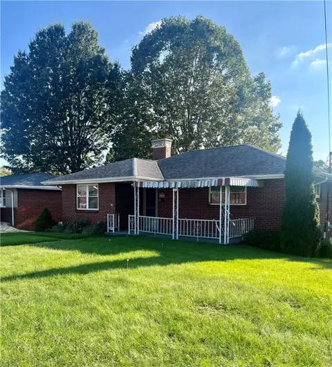 675 Shirls Ave, Washington, PA 15301