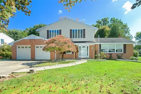 3507 Mcelroy Dr, Murrysville, PA 15668