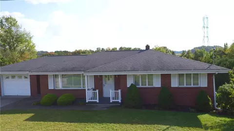 5067 Pennsylvania St, Export, PA 15632