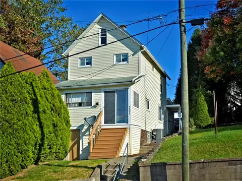 721 9th St, Irwin, PA 15642