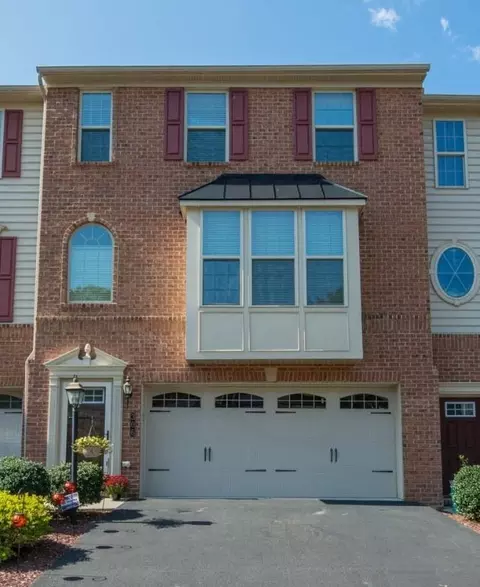 306 Aprilmae Way, Pittsburgh, PA 15237