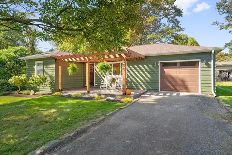 955 Sewickley Rd, Beaver Falls, PA 15010