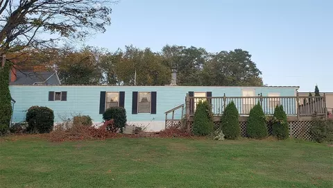 114 Cribbs Way, Derry, PA 15627