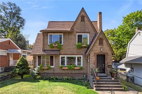 2416 Durbin St, Pittsburgh, PA 15205