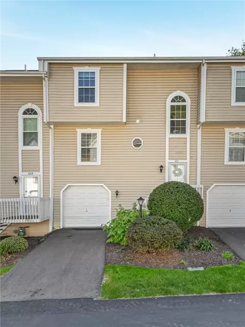 411 Redwood Ct, Pittsburgh, PA 15202