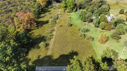 1120 Kiester Rd, Slippery Rock, PA 16057