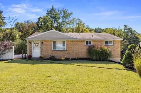 116 Sprucewood Dr, Pittsburgh, PA 15209